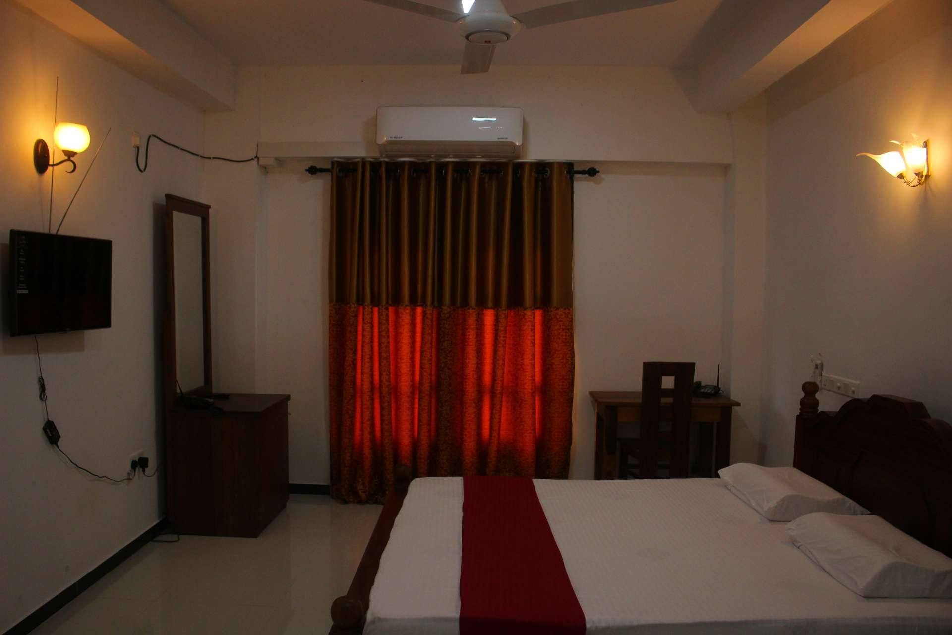 Warm room interior at Heritage Eco Resort Kelaniya